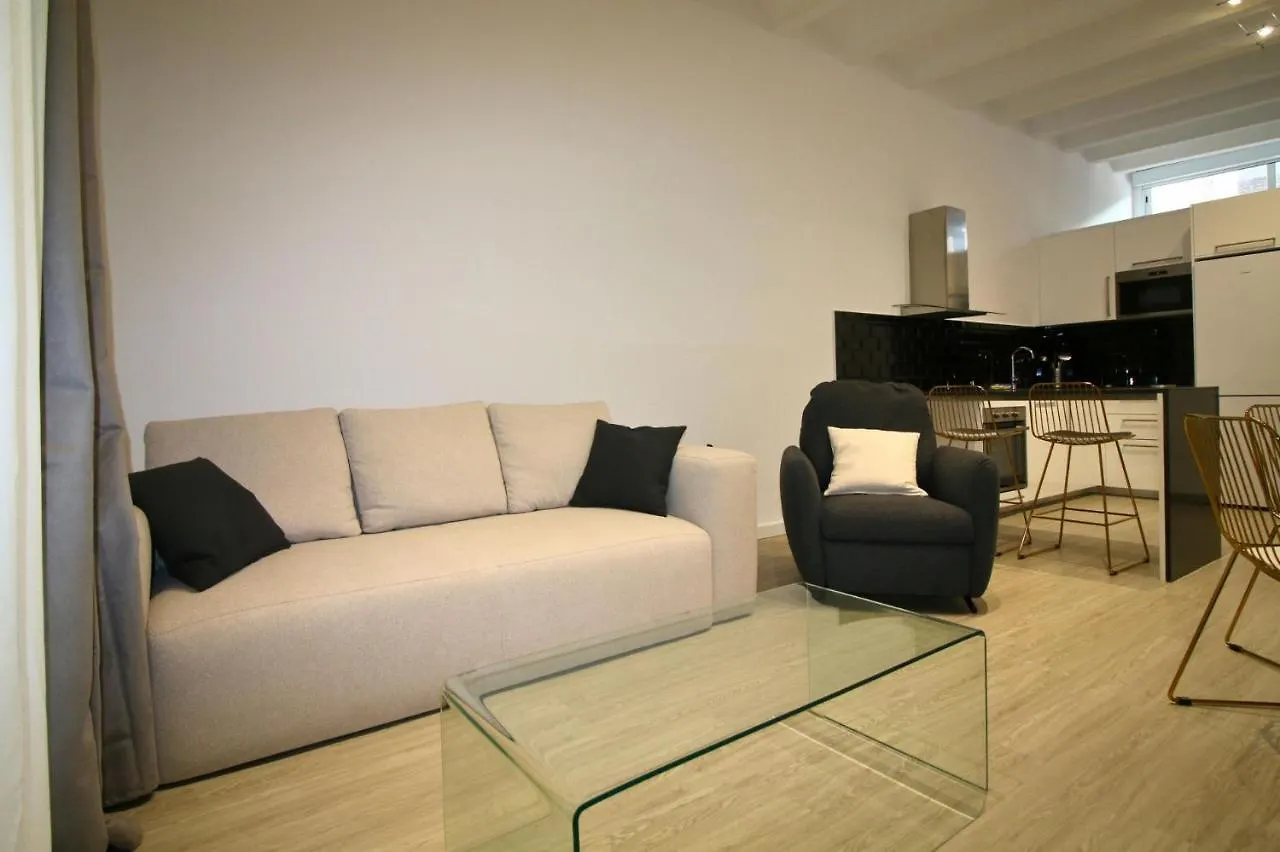 Luxurius Apartment For 4 People With Jacuzzi Barcelona 0*,